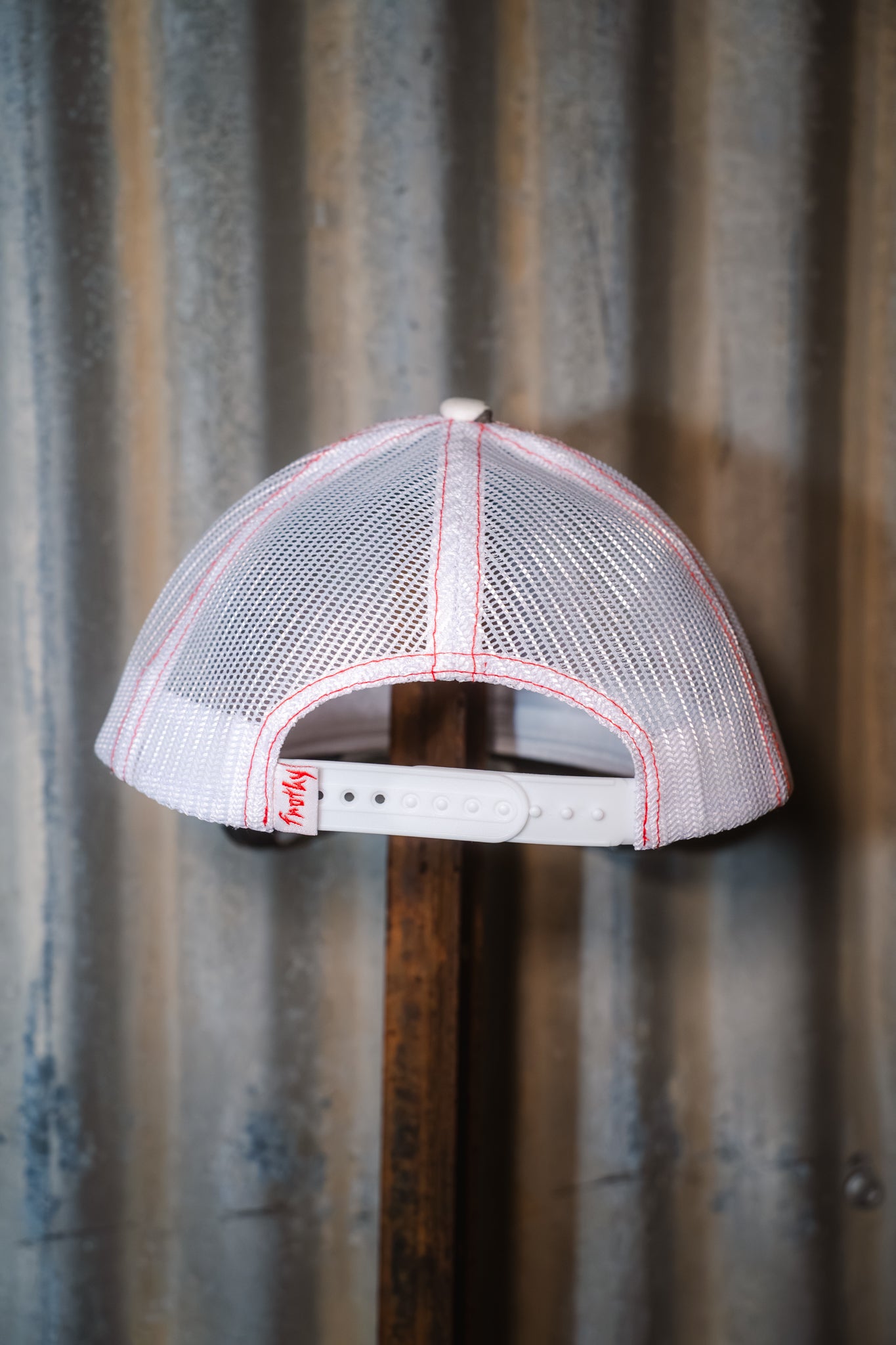 CAMO TRUCKER WHITE