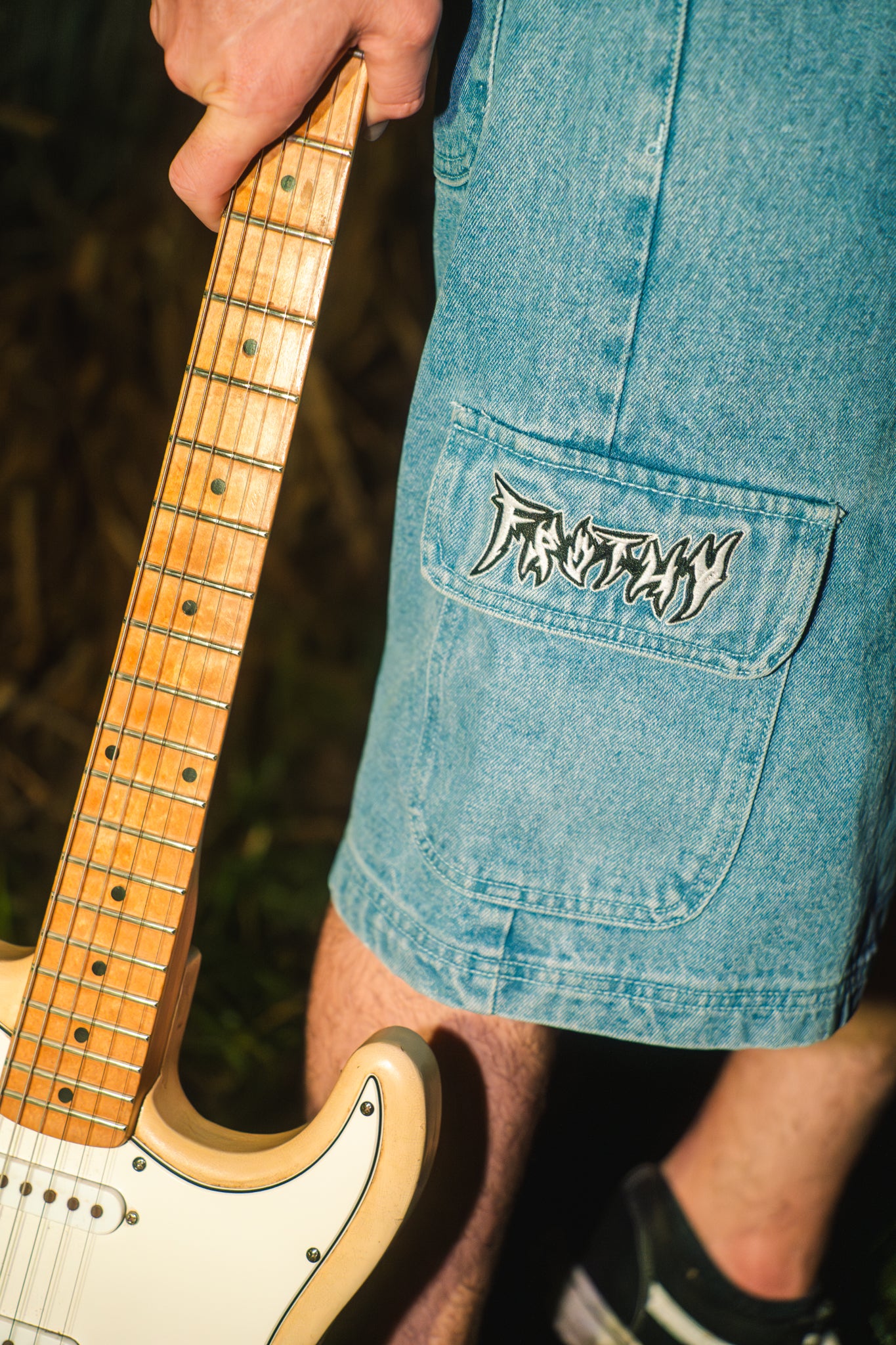 STAGE-DIVE Jorts